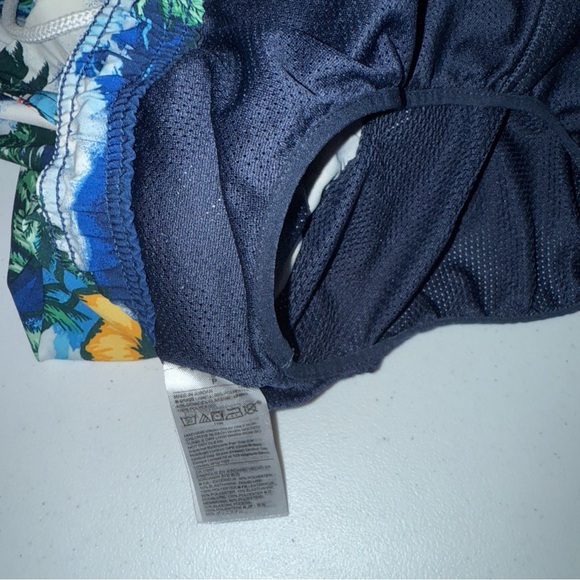 GAP 10" Pool Swim Board Shorts Mens Sz Small Hawaiian Blue Floral Resort Pockets - Picture 8 of 10